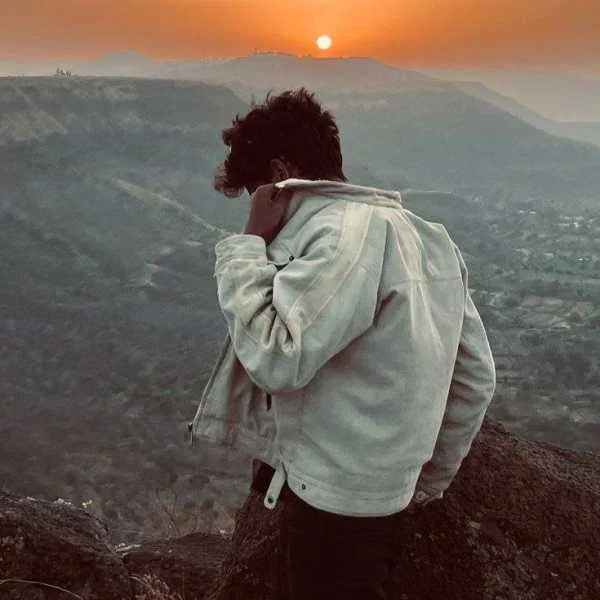 دانلود آهنگ یه زمون کار من این بود مثل دیوونه ها با صدای زن